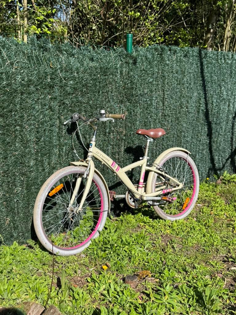 Le frein arrière Btwin du vélo pour fille ne fonctionne pas, Enlèvement, Comme neuf