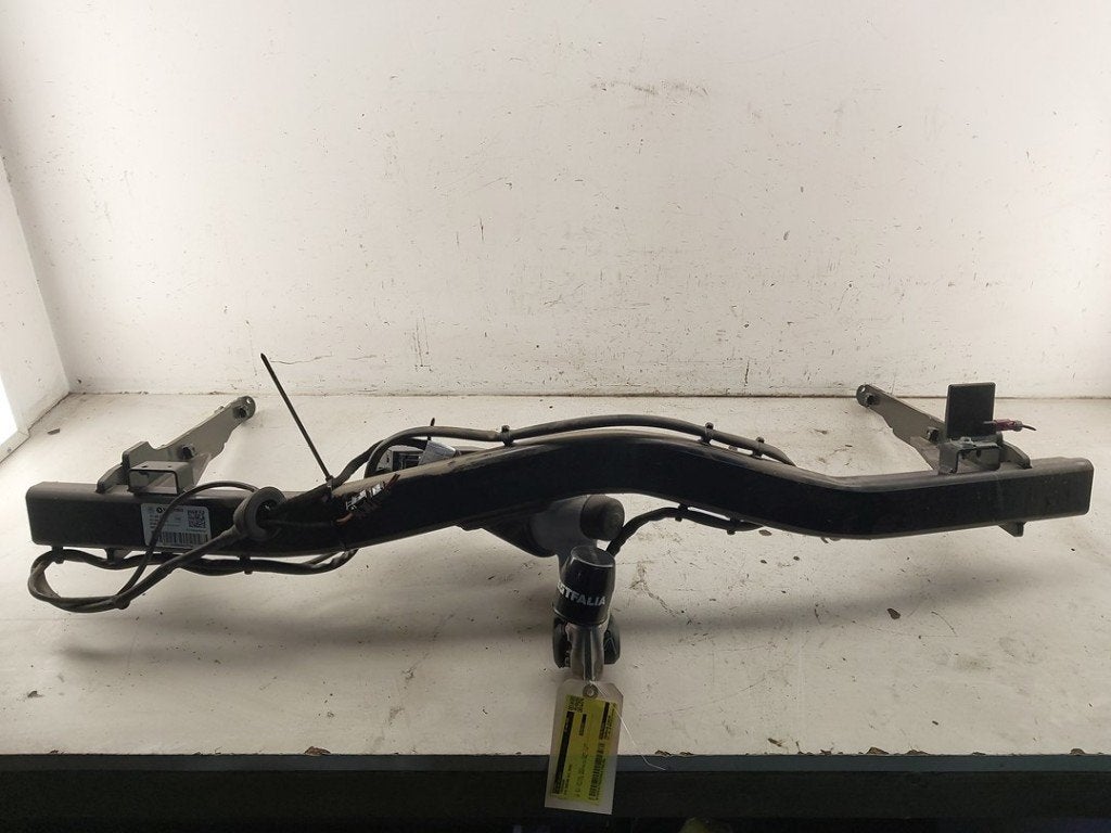 TREKHAAK Volkswagen Tiguan (CT1) (01-2023/-) (|5H2907383D|), Gebruikt, Volkswagen, Volkswagen AG, Kundenbetreuung@volkswagen.de