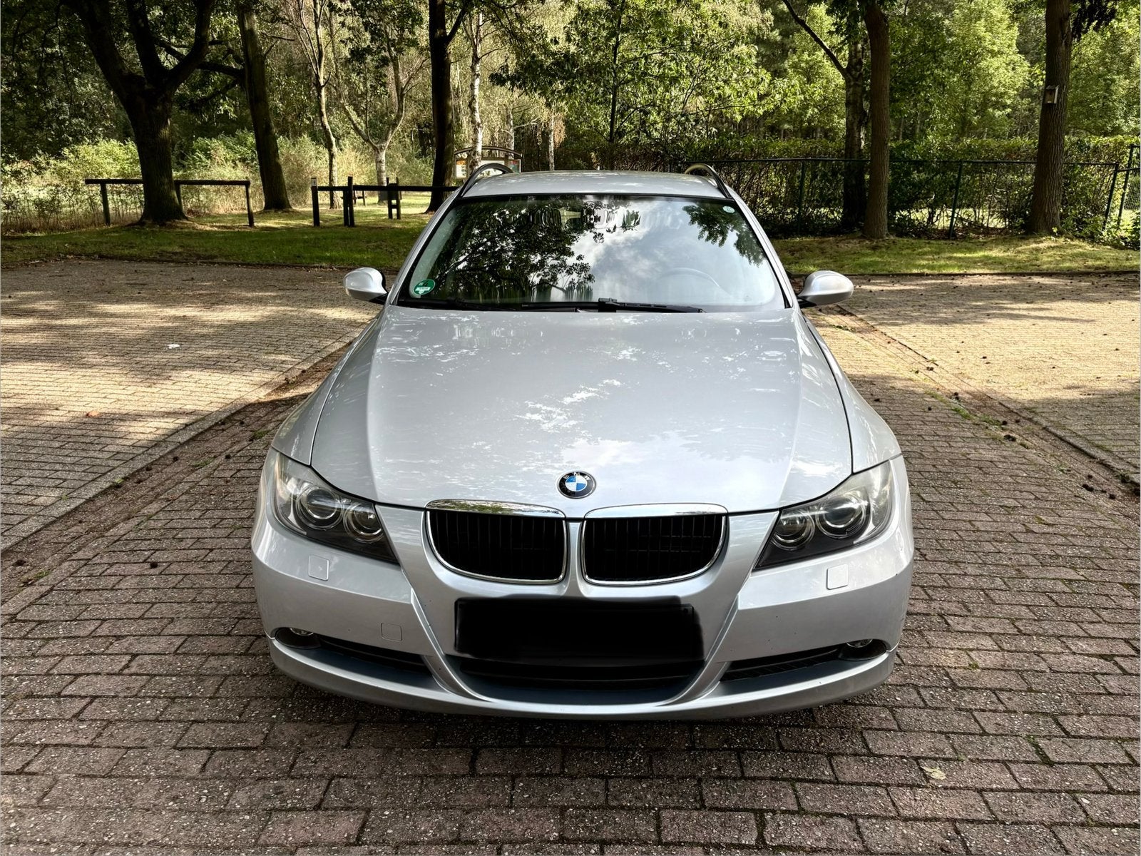 BMW Série 3, automatique, zone Lex, approuvée pour la vente, Autos, Achat, Entreprise, Automatique, Essence