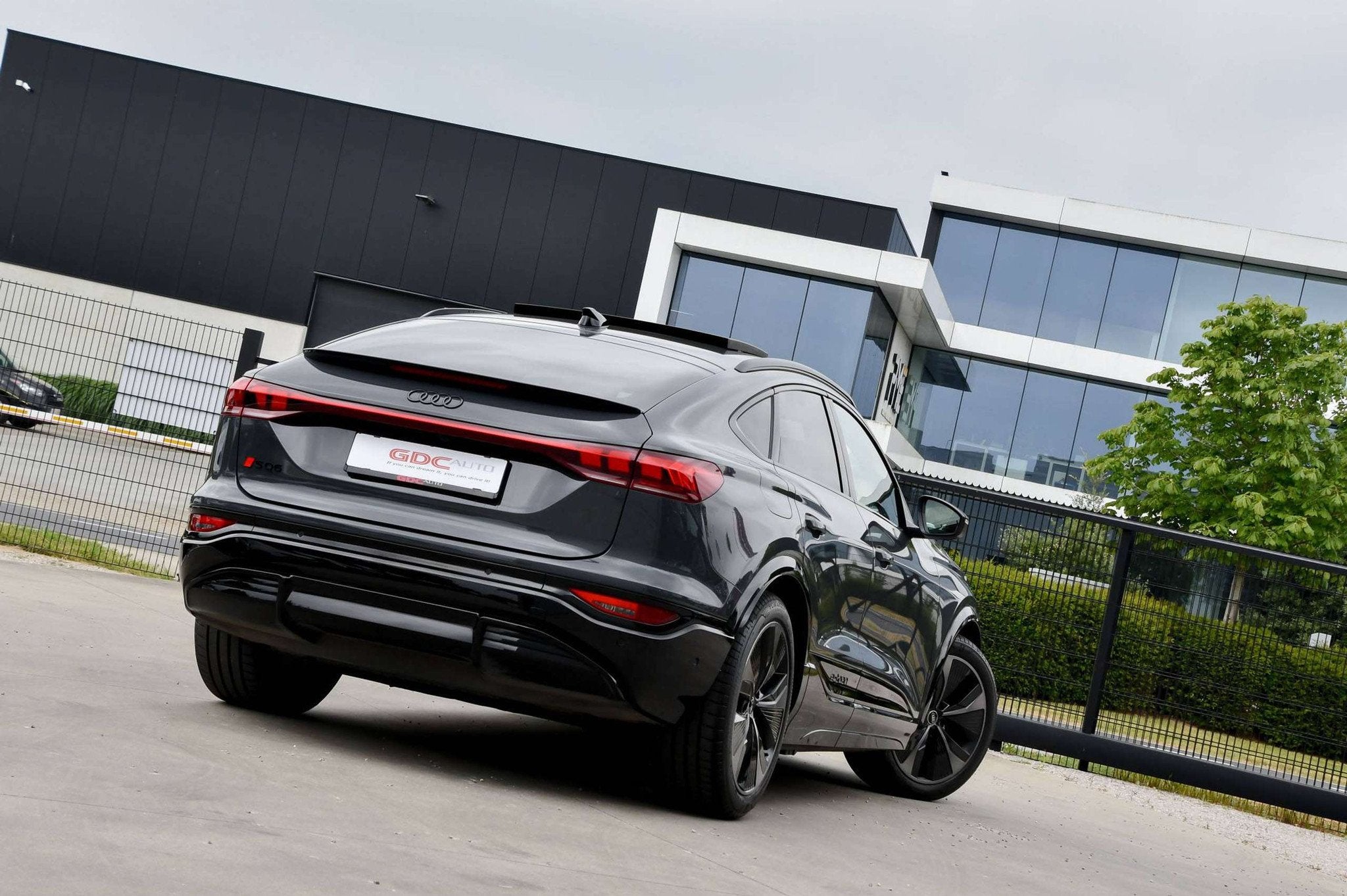 Audi SQ6 e-tron SQ6 Sportback Edition One l Head-up l Bang&, Gebruikt, https://public.car-pass.be/vhr/9cae1f71-6899-4415-ad2b-dfd8e45f2db5