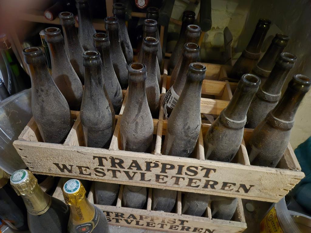 2 bacs de Westvleteren, Enlèvement
