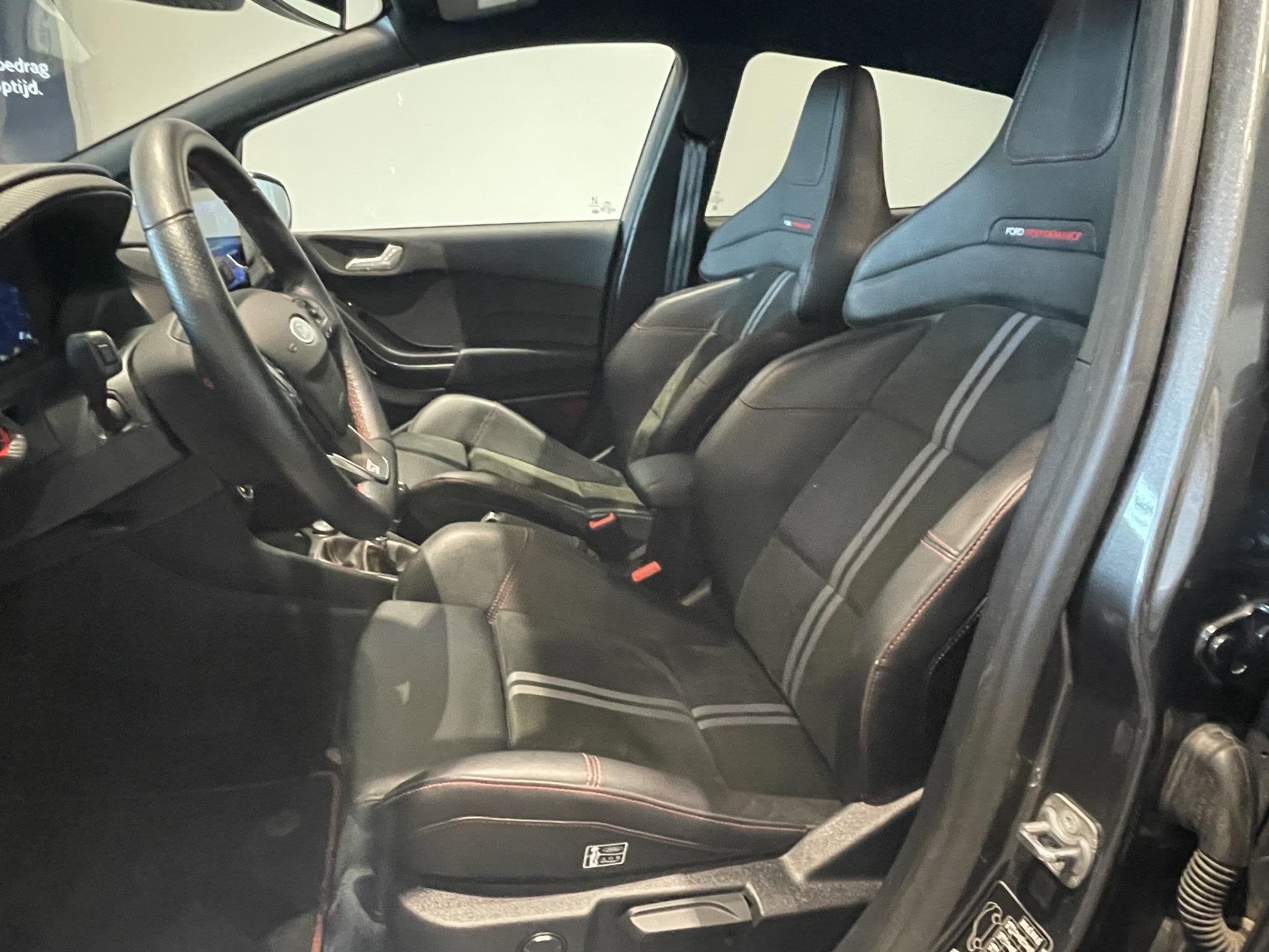 Ford Fiesta 1.5i EcoBoost 147kW ST Ultimate, Autos, Argent ou Gris, Achat, Entreprise, 200 ch