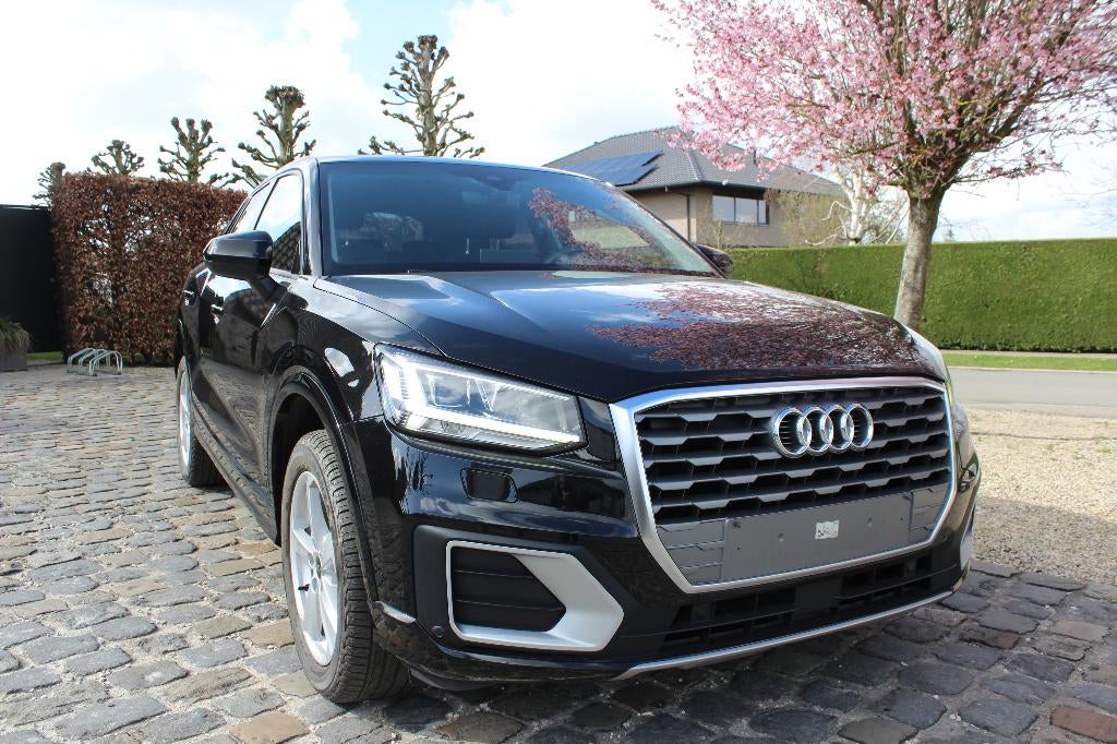 Audi Q2 30TFSI, Auto's, Audi, Zwart, Bedrijf, Zetelverwarming, Stadsauto