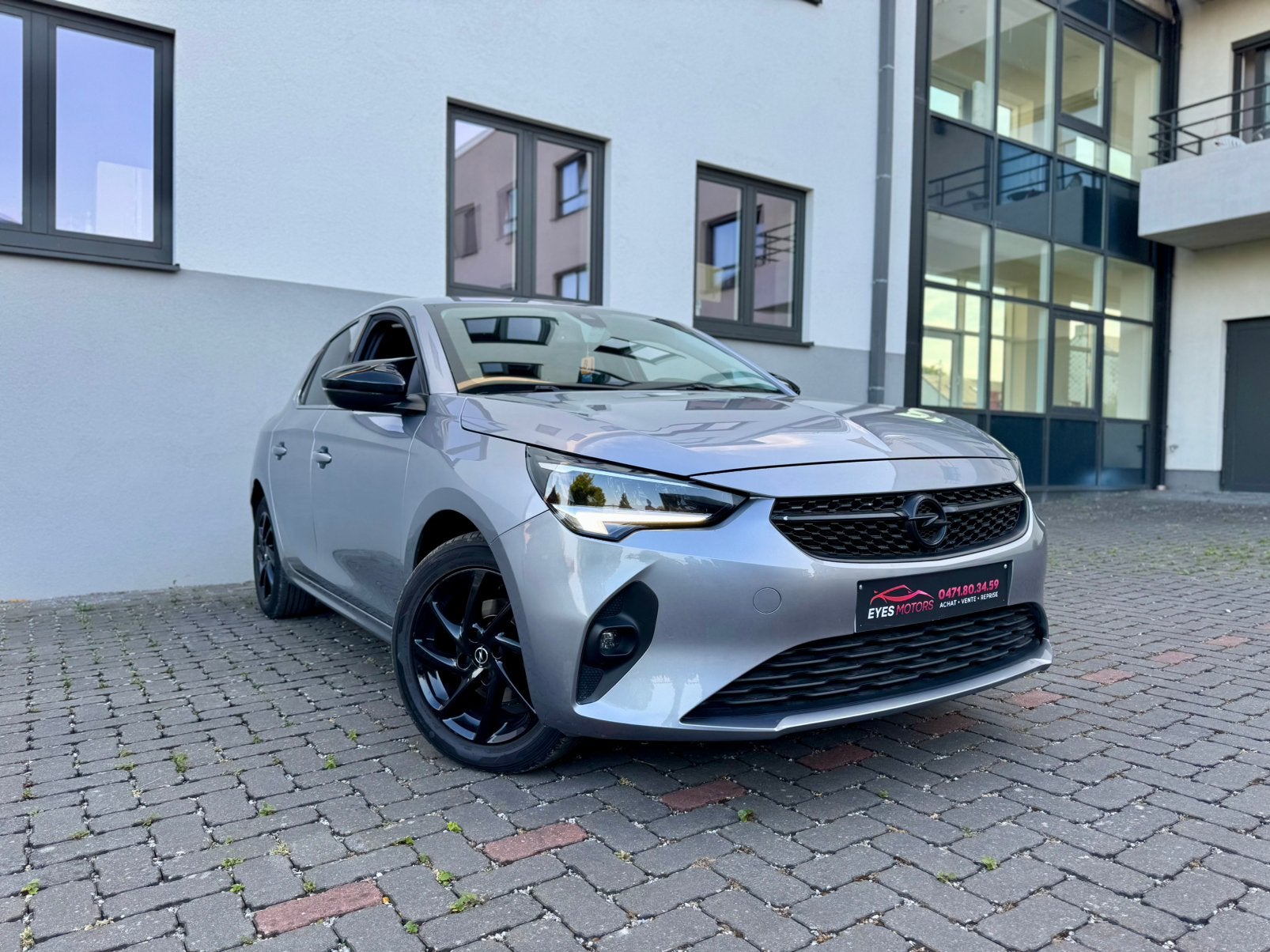 OPEL CORSA F 1.2 ESSENCE | FULL OPT | GARANTIE 12MOIS, Auto's, Euro 6, Android Auto, Leder, Handgeschakeld