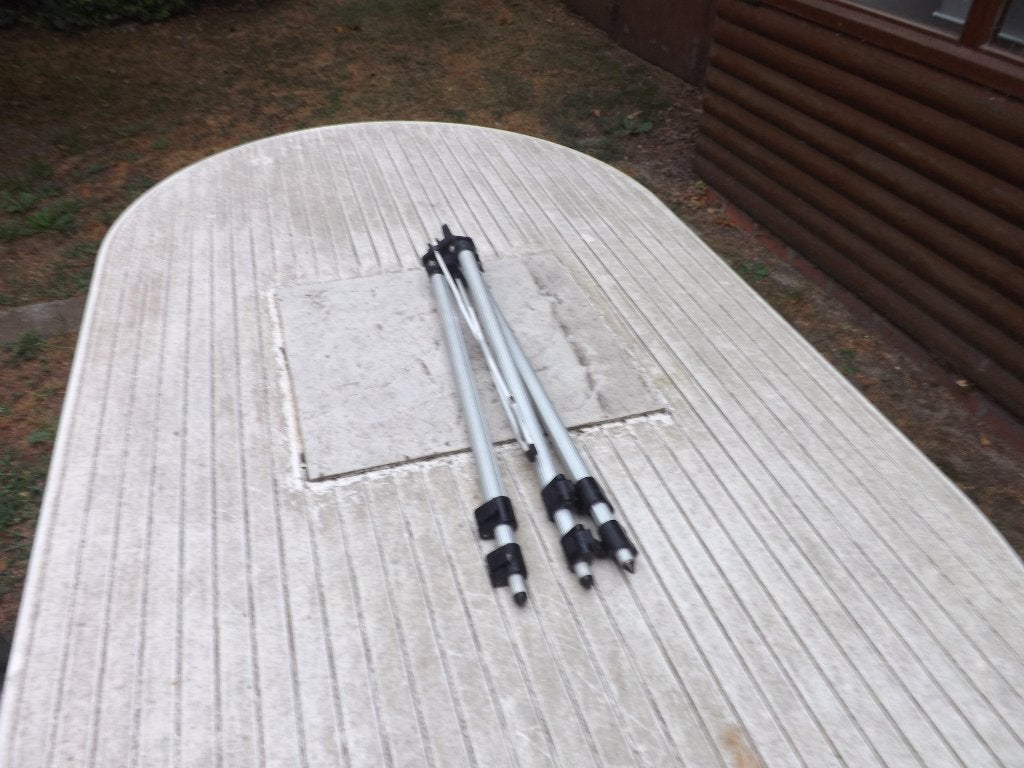 een TELESCOPISCHE DRIEPOOT van merk ARCA, Enlèvement, Utilisé