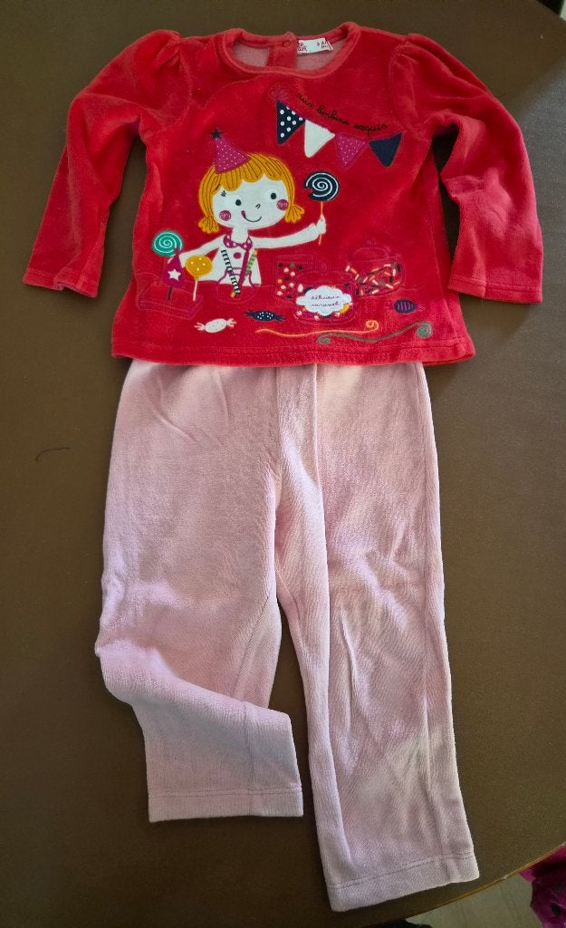 Pyjama velours fille DPAM 3 ans - Thème Bonbons Gourmands, Enfants & Bébés, Utilisé, DPAM, Fille, Enlèvement
