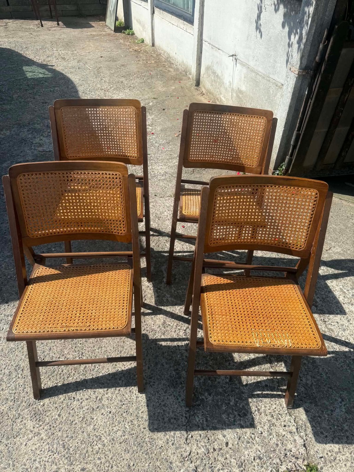 4 chaises en cannage, Enlèvement, Utilisé