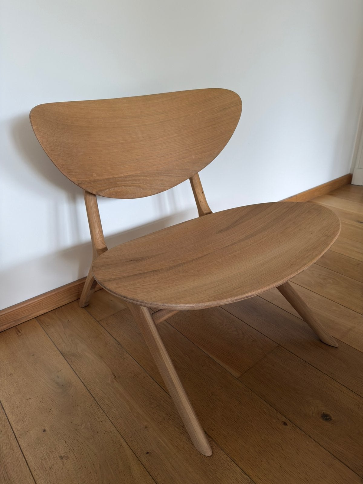 Ethnicraft Eye Lounge Oak (nieuw: €1219), Huis en Inrichting, Ophalen, Zo goed als nieuw, Hout, Eén