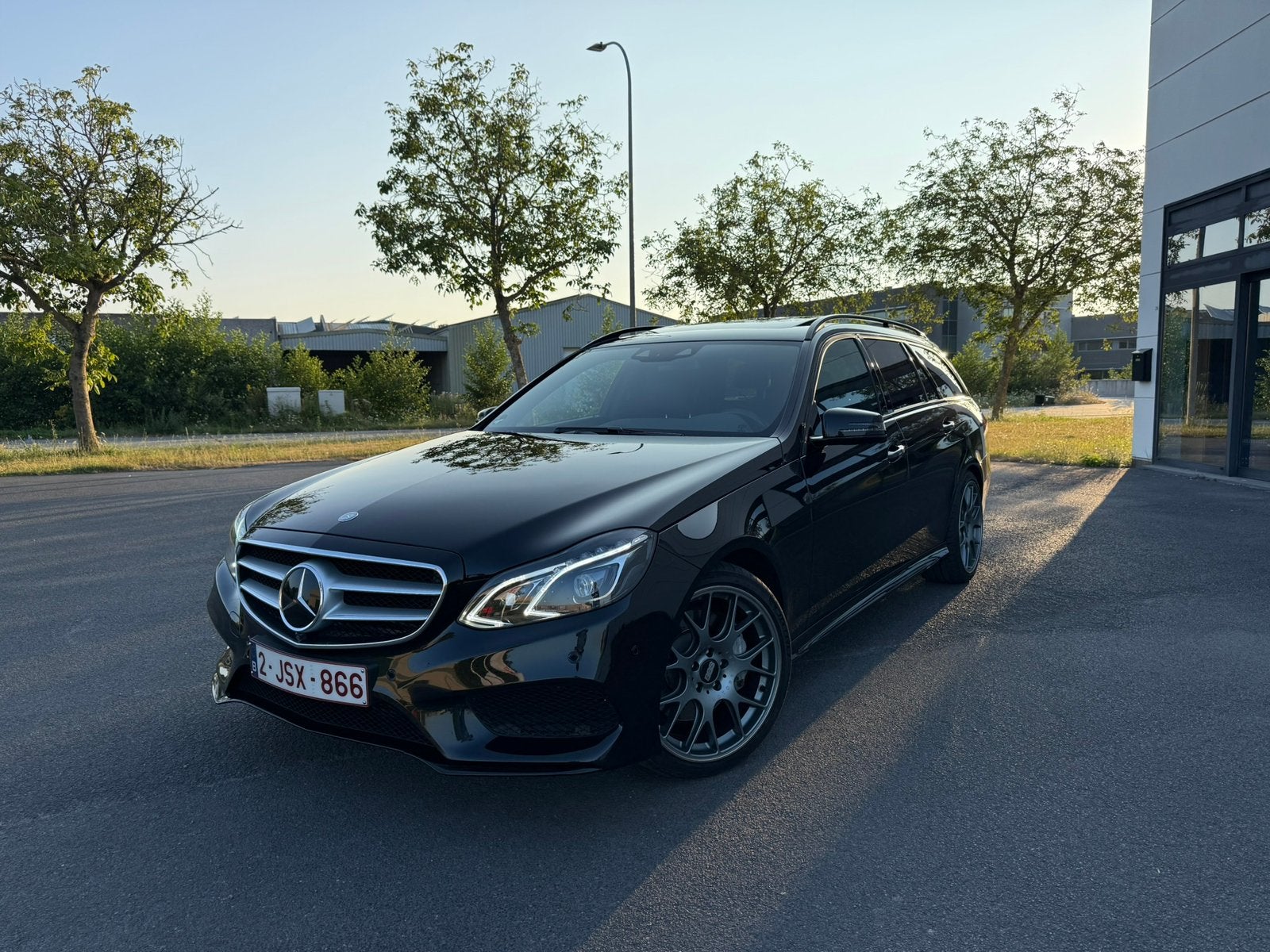 Mercedes-Benz E350d 4-Matic, Automaat, Dealer onderhouden, Zwart, Leder