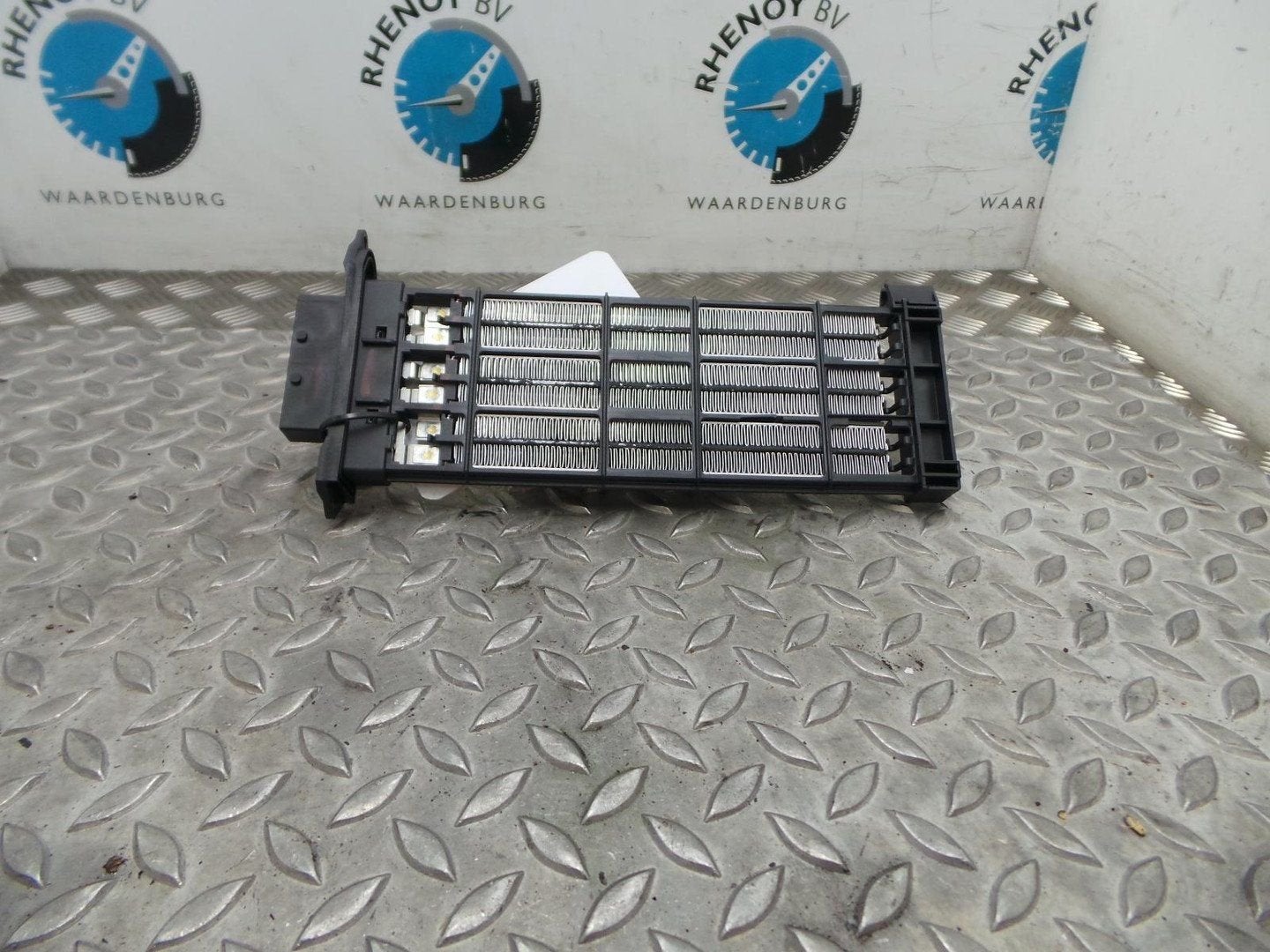 RENAULT SCENIC BOSE KACHELMOTOR 2018, Ophalen of Verzenden, Gebruikt, Stiba lid