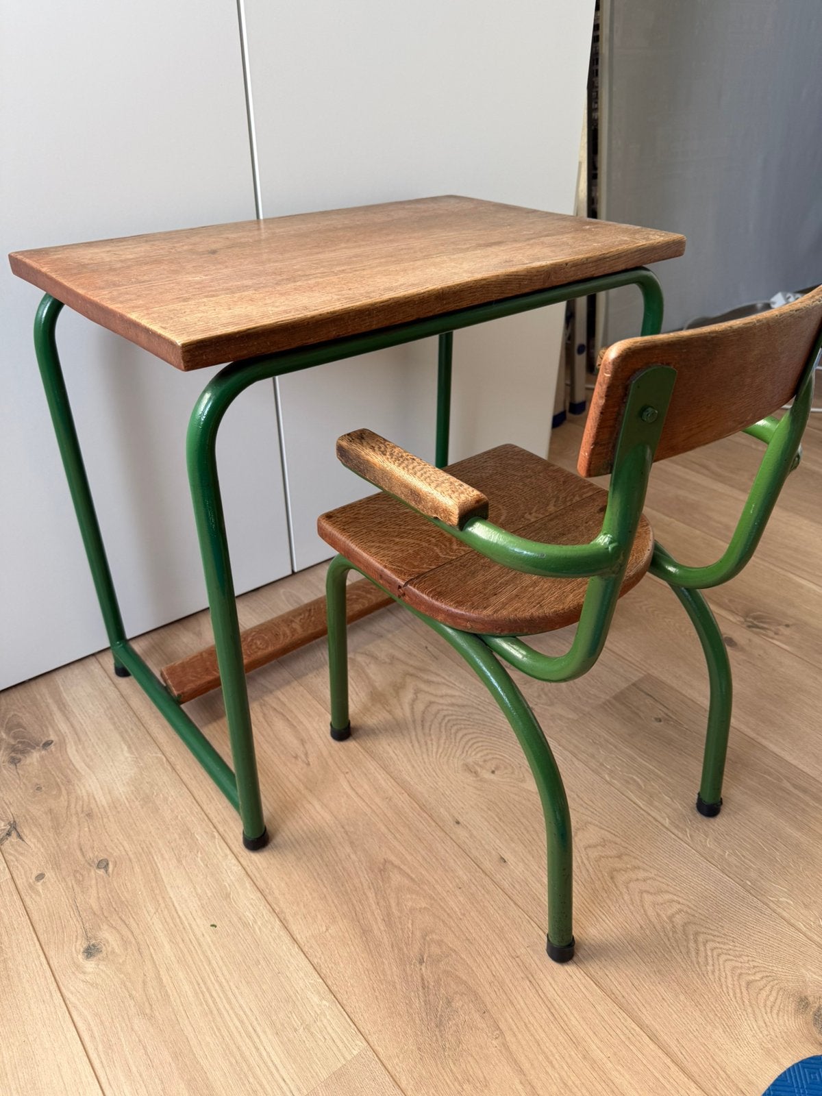 Tubax vintage kinderschoolbank en stoeltje 1958, Ophalen, Zo goed als nieuw, Tafel(s) en Stoel(en)