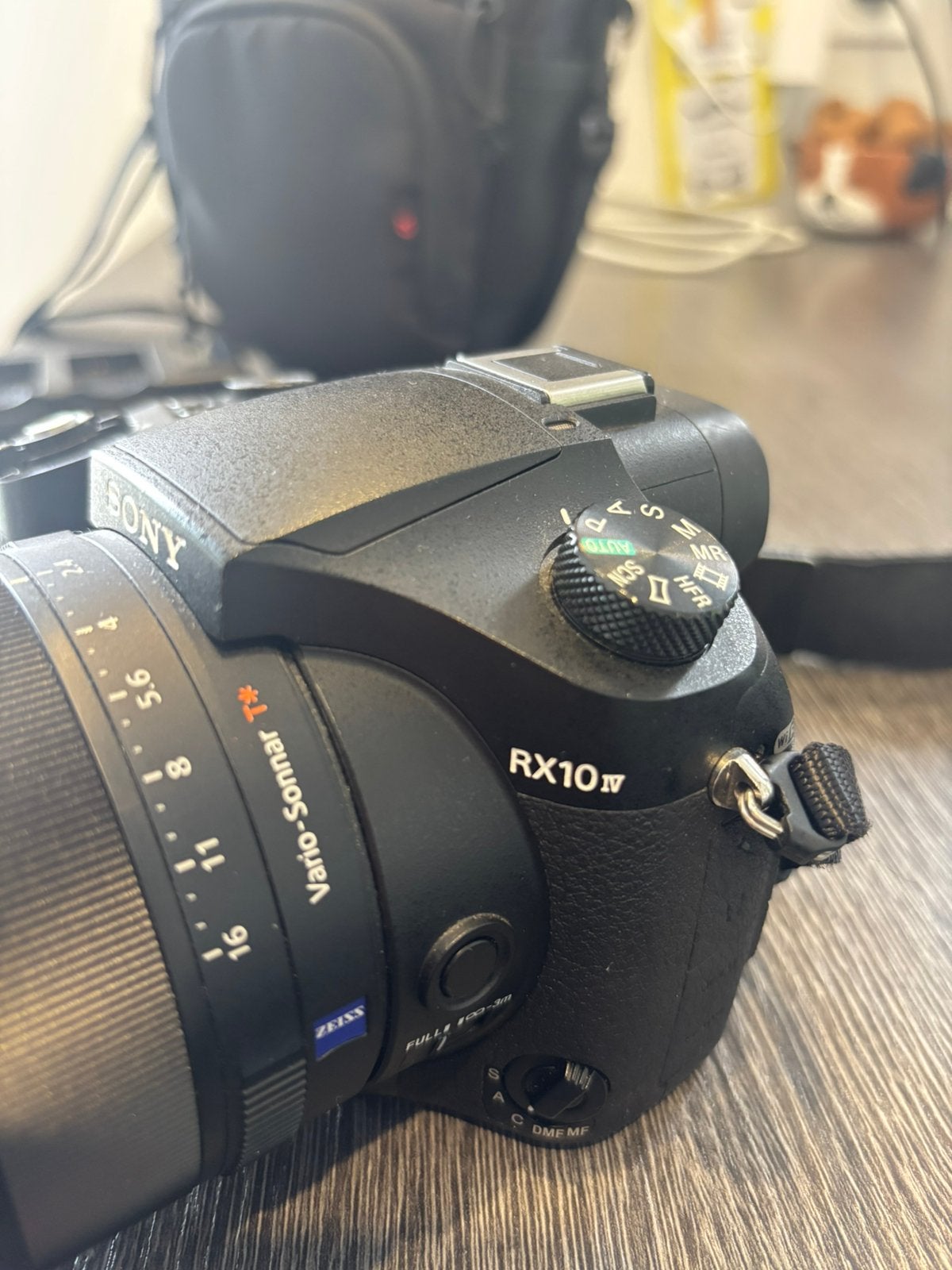 Sony RX10 iv, Ophalen, Zo goed als nieuw, Sony