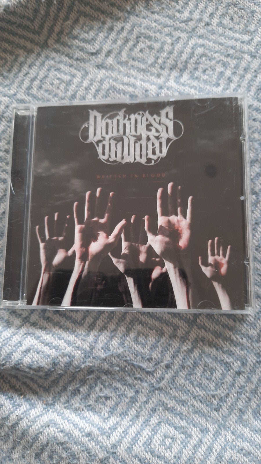 CD DARKNESS DIVIDED Written in Blood (cd 2014), Ophalen of Verzenden, Zo goed als nieuw, Album