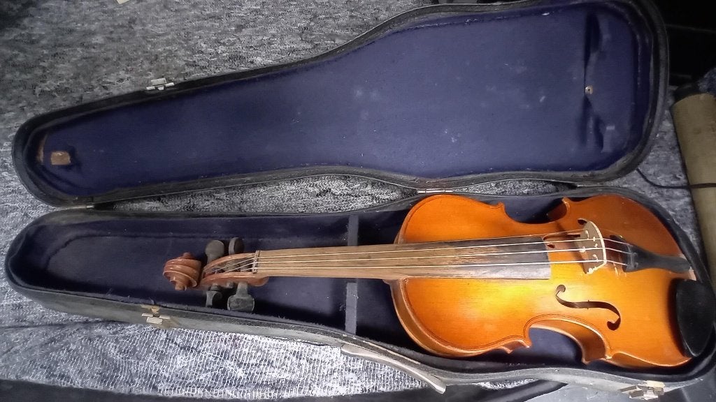 Violon ancien Doina Bucuresti, Musique & Instruments, Violon, Avec valise, Utilisé, Enlèvement ou Envoi