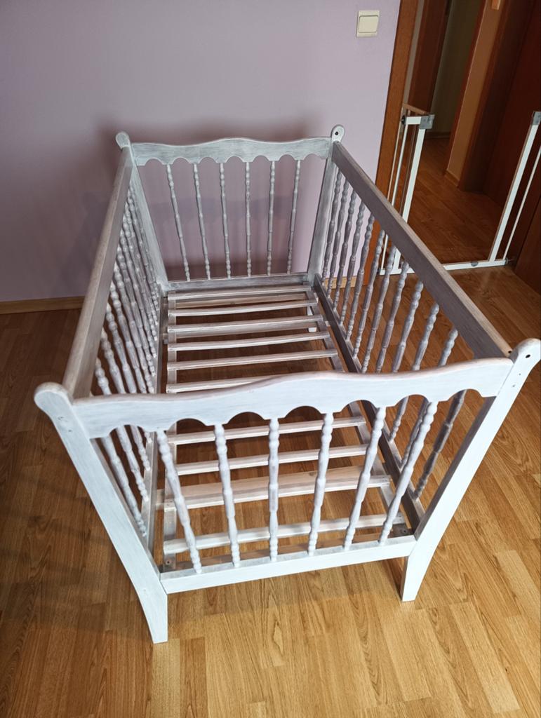 Vintage kinderbedje met matras., Kinderen en Baby's, Babyparken, Ophalen