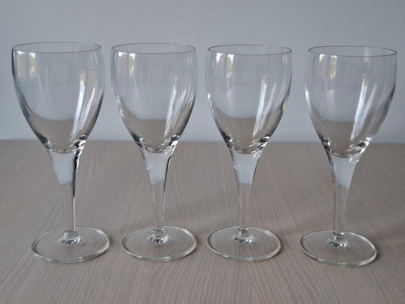4 wijnglazen kristal, Ophalen
