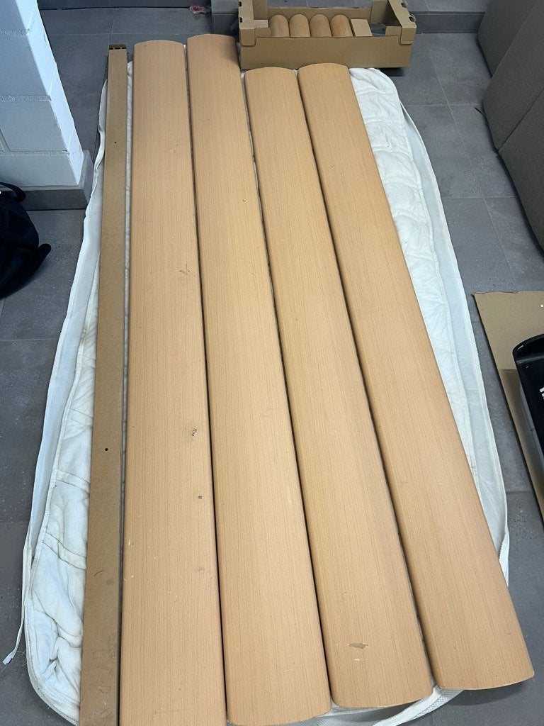 Bed 1m80 x 2m gratis, Huis en Inrichting, Ophalen, 90 cm