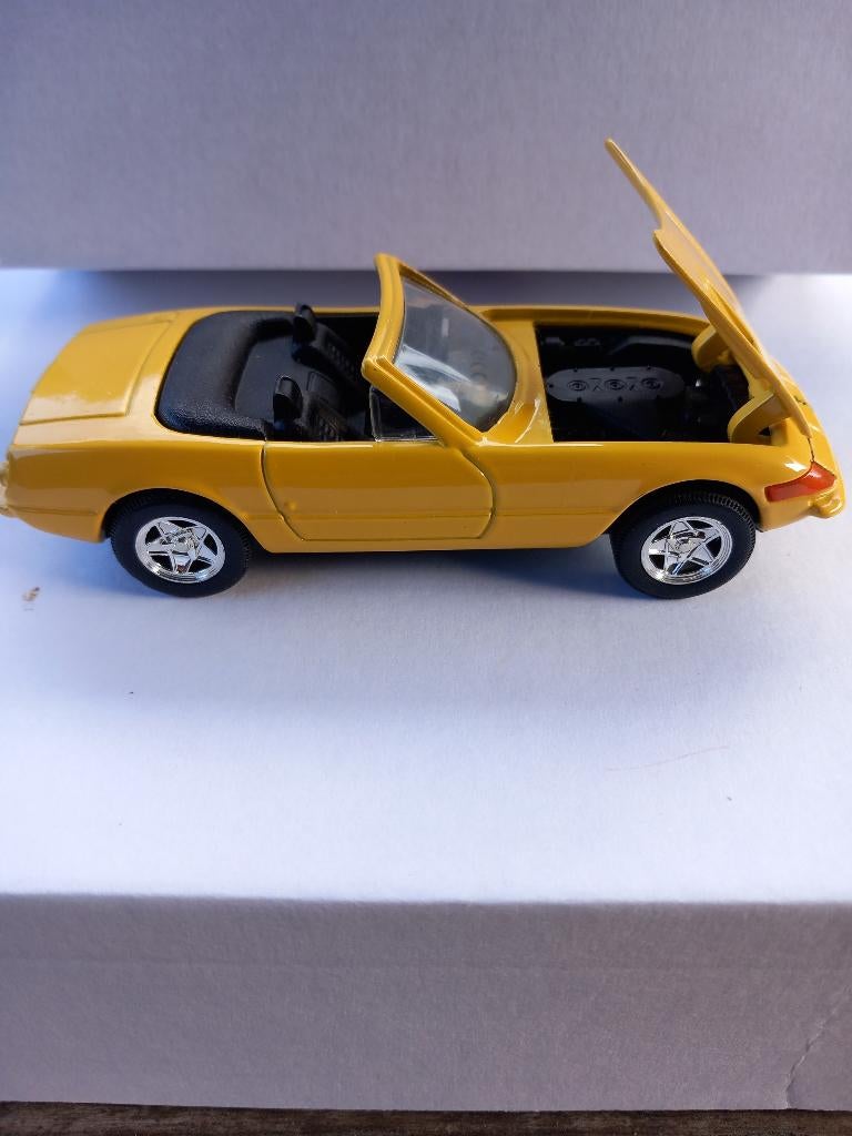 Ferrari 1969 365 GTS4 1/38, Hobby en Vrije tijd, Ophalen of Verzenden, Zo goed als nieuw, Auto