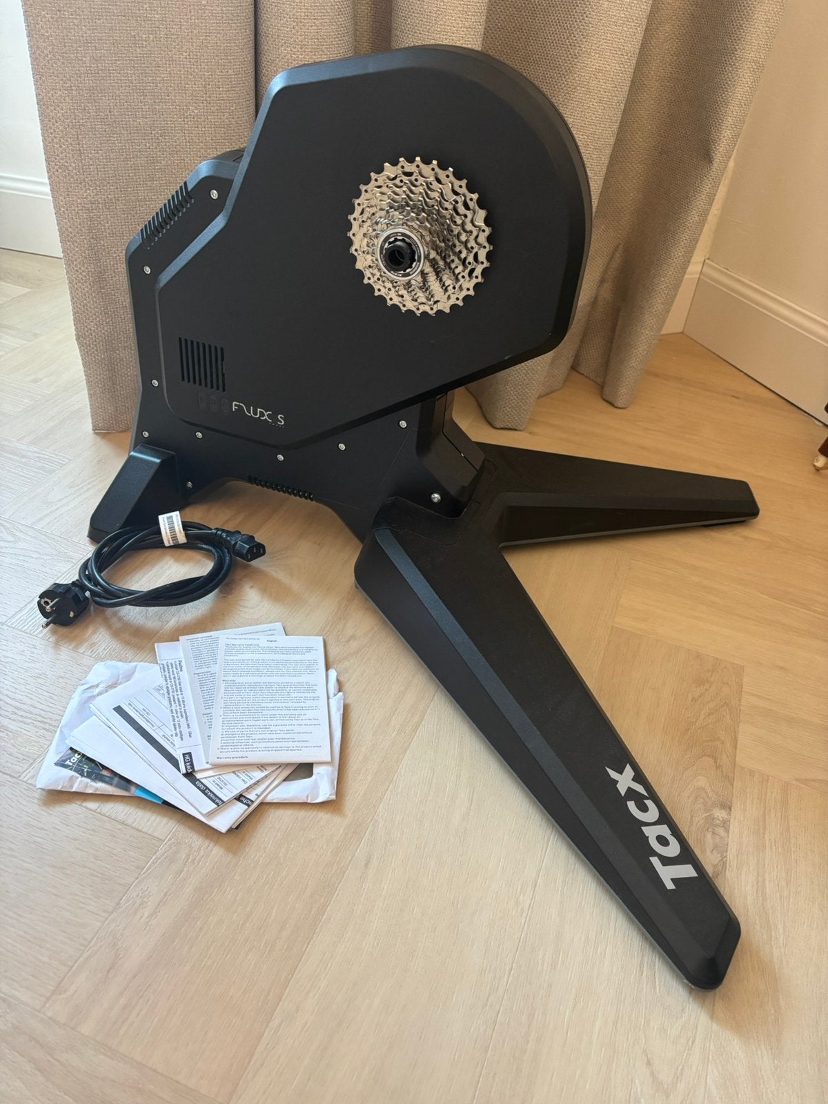 Tacx Flux S indoor trainer, Sport en Fitness, Ophalen, Zo goed als nieuw