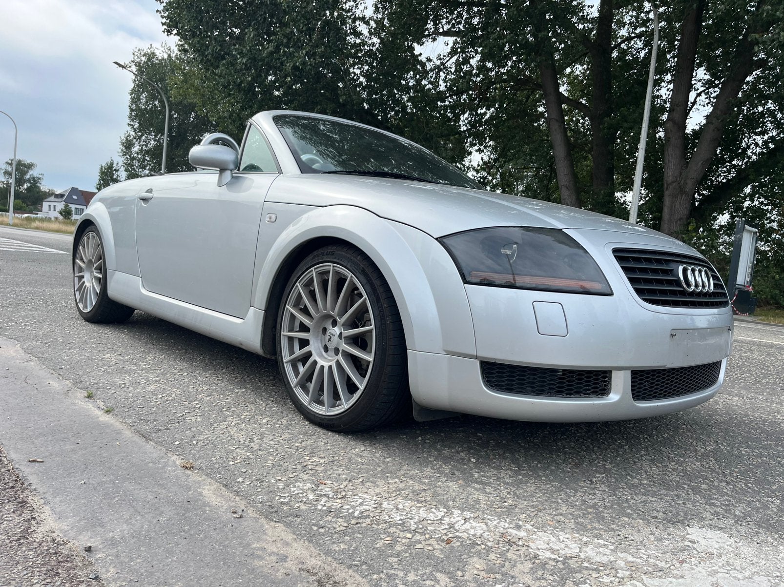 Audi TT 1.8T 180pk, Auto's, https://public.car-pass.be/vhr/20fba57d-2594-4a05-86ca-445ca8c3fe43, Cabriolet, Leder, Bedrijf
