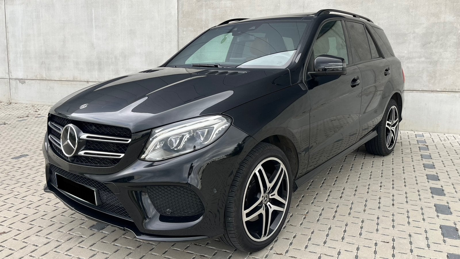 MERCEDES GLE 250 d 4MATIC – PACK AMG – FULL OPTIONS, Autos, Mercedes-Benz, Cuir, Achat, Euro 6, Phares entièrement LED