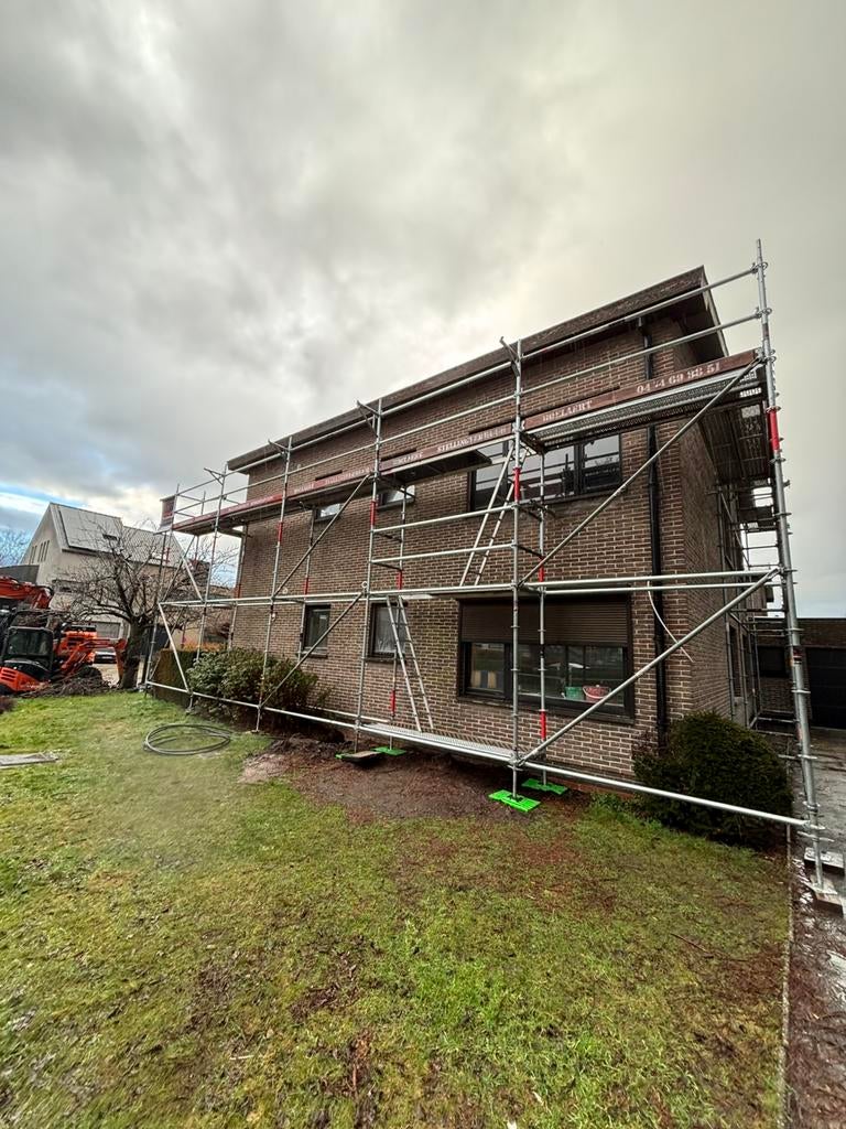Steiger verhuur, Ophalen, Zo goed als nieuw