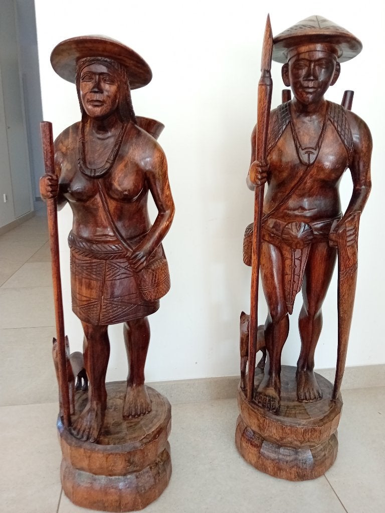 koppel antiek indonesisch houtsnijwerk beelden; 95 cm hoogte, Antiek en Kunst, Ophalen, Houtsnijwerk, 50 - 100 cm, Gepatineerd