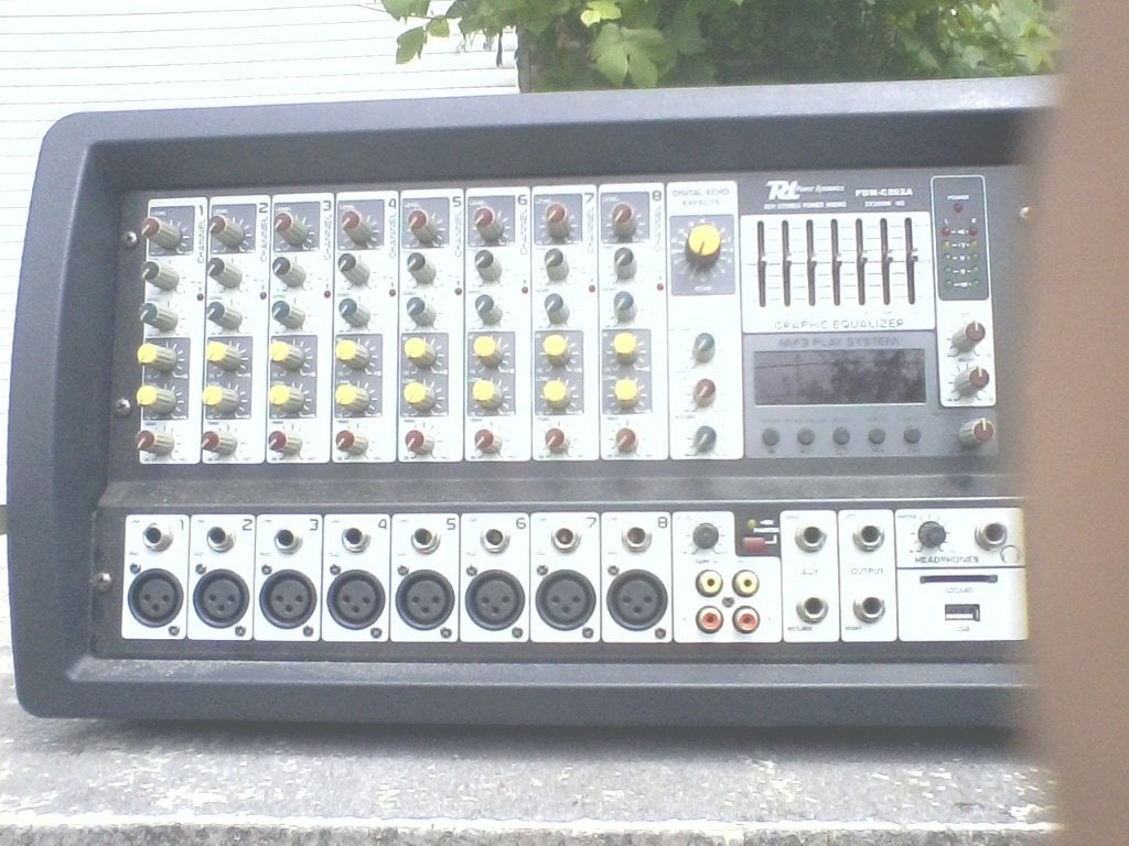 8 kanaals mic/line mixer/versterker, Muziek en Instrumenten, Mengpanelen, Gebruikt, 5 tot 10 kanalen, Microfooningang, Ophalen of Verzenden