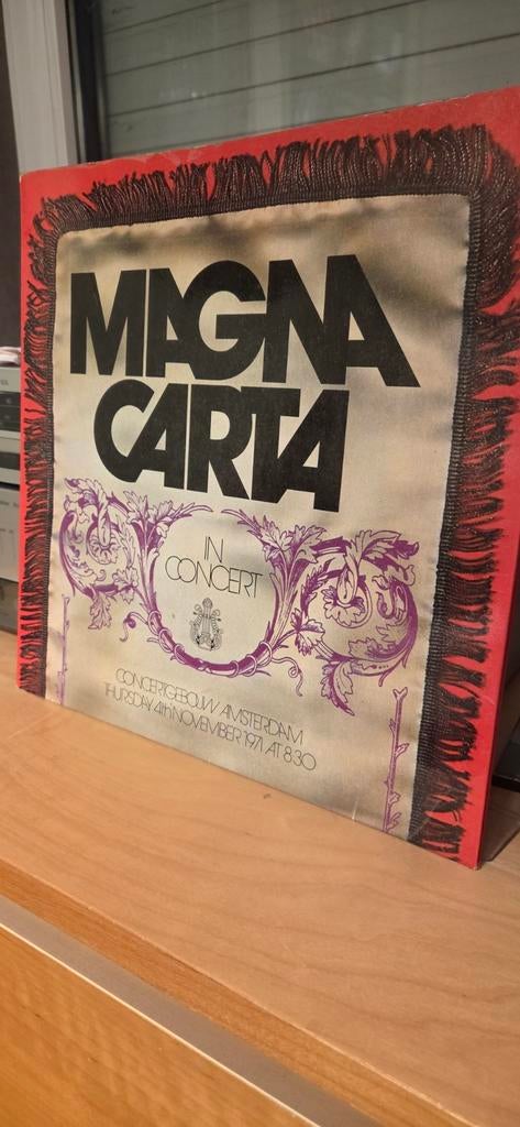 Magna Carta. In concert. Amsterdam., Ophalen