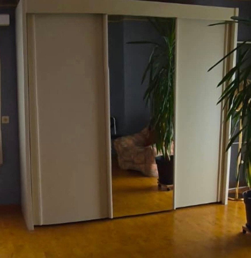 Gratis kleerkast /Gereserveerd, Ophalen, Gebruikt
