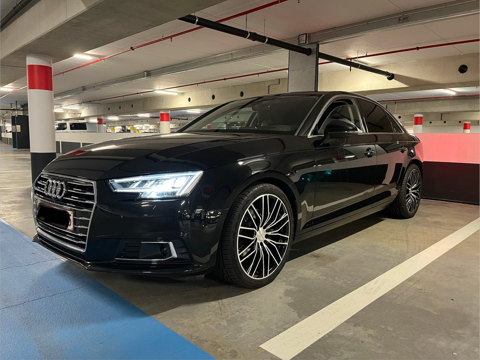Prachtige audi A4 ultra diesel full option 96.000km, Auto's, Automaat, 4 deurs, A4, Zwart