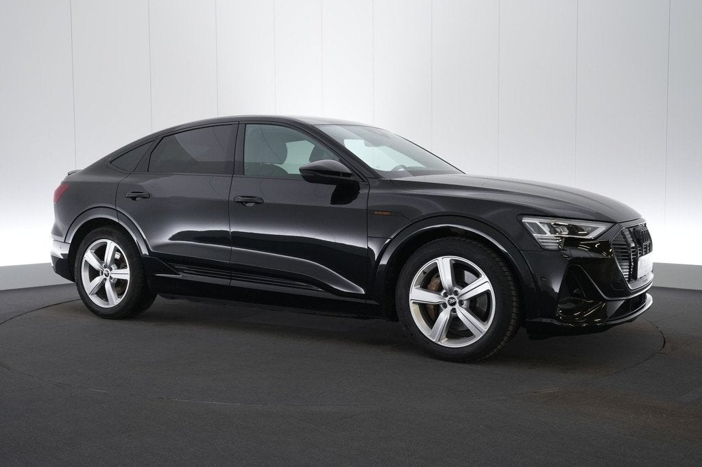 (2CXA584) AUDI E-TRON SPORTBACK, Auto's, Audi, Automaat, Lederen bekleding, 230 kW, Gebruikt
