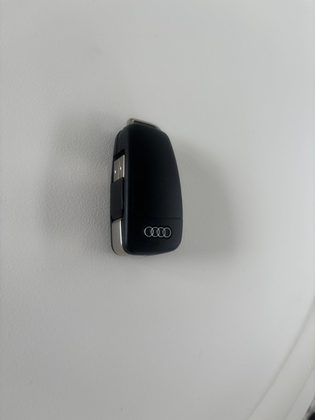 Audi Autosleutel Usb Stick, Ophalen