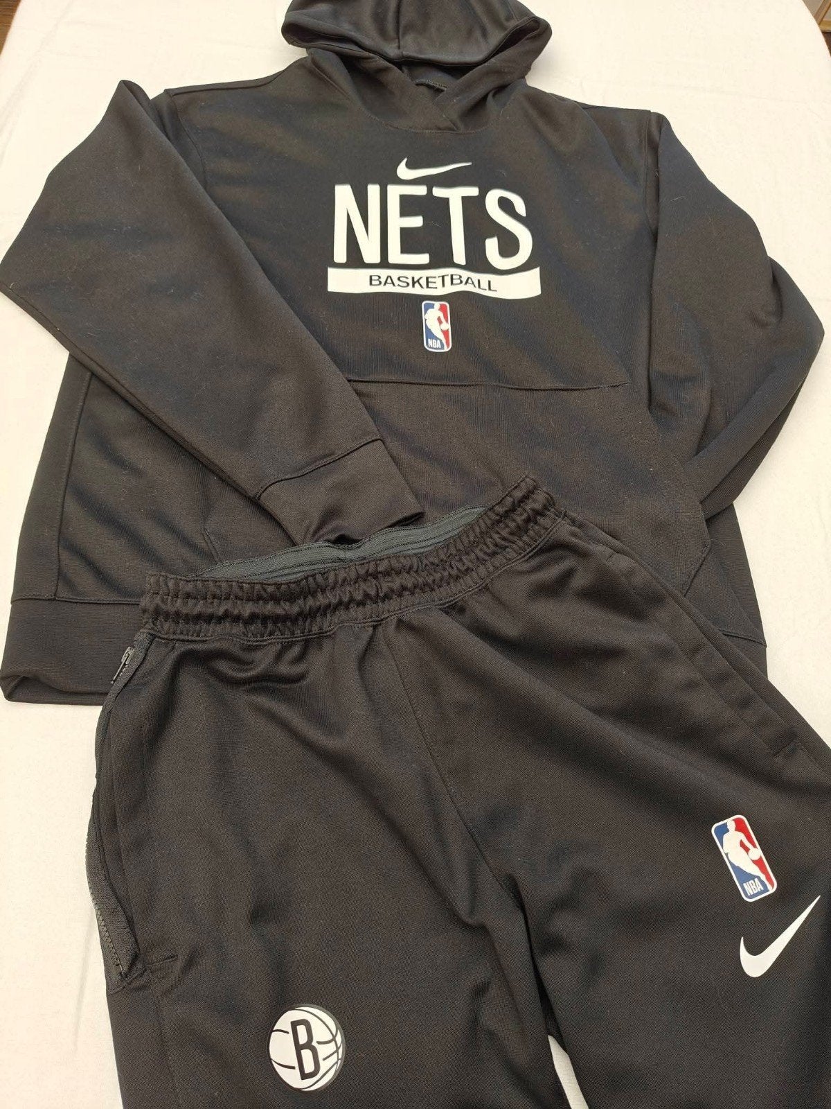Nike NBA Brooklyn Nets ensemble Dri-FIT hoodie + pantalon M, Vêtements | Hommes, Vêtements de sport, Enlèvement ou Envoi, Noir