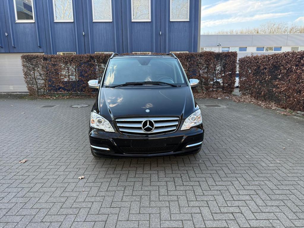 Mercedes Benz Viano 3.0 CDI V6 Automaat Leder Airco, Auto's, Euro 5, Monovolume, Zwart, Parkeersensor