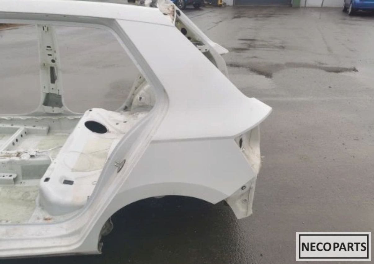 SKODA FABIA III HB ACHTERSCHERM SNIJDEEL LINKS LS9R, Arrière, -, Haillon arrière, Utilisé