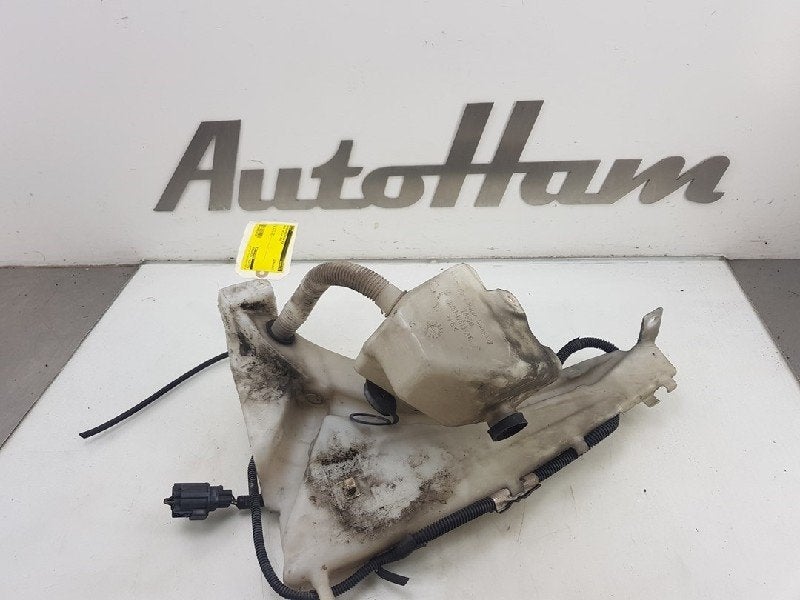 LAVE-GLACE RESERVOIR AVANT Volvo V50 (MW) (01-2003/12-2012), Utilisé, Volvo