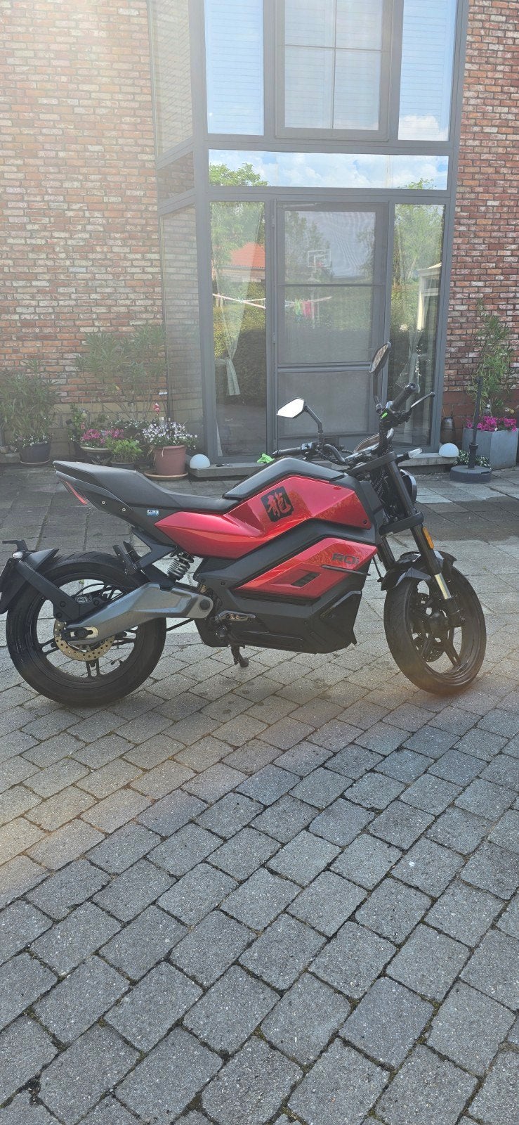 Niu rqi sport (elektrische motor), Gebruikt, 11 kW of minder, Minimaal motorrijbewijs A1, Naked bike