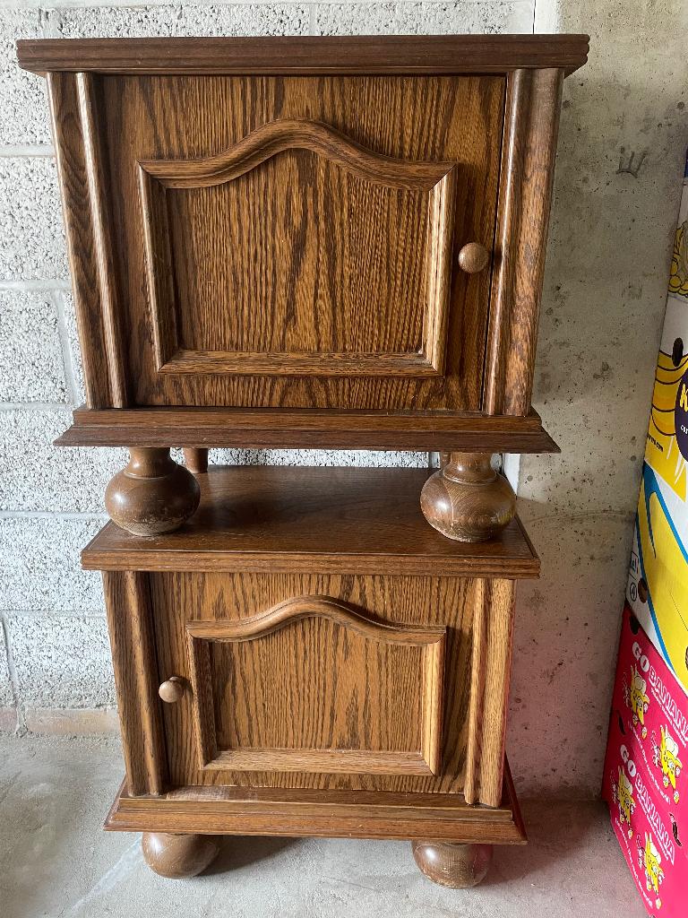 Table de nuit, Maison & Meubles, Moins de 45 cm, Enlèvement, Utilisé, 55 à 70 cm