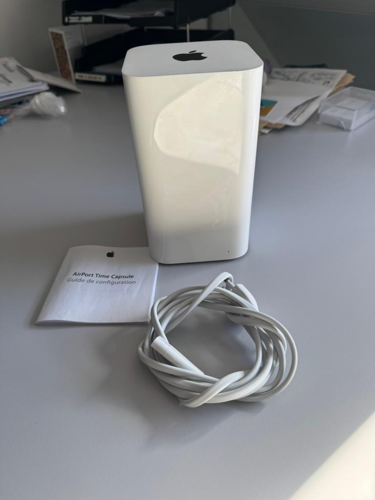 OFFRE! APPLE  Airport Time Capsule 2 TB, Informatique & Logiciels, Enlèvement, Comme neuf