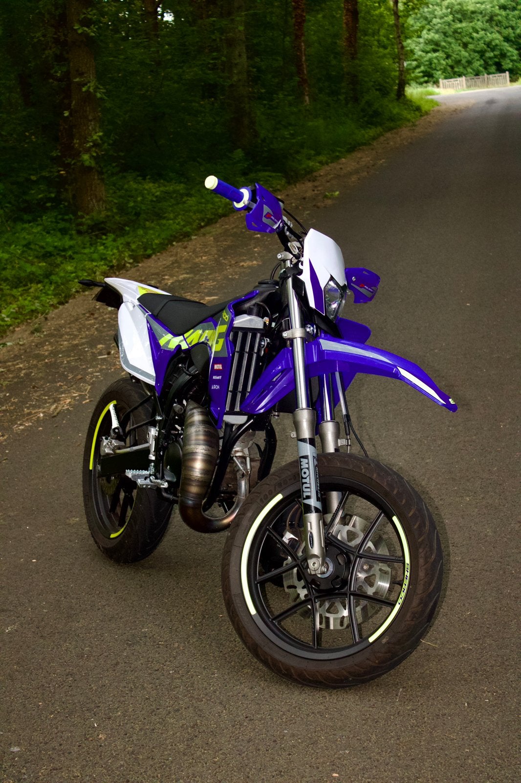 Sherco sm50r 2025 MOET SNEL WEG, Ophalen, Zo goed als nieuw
