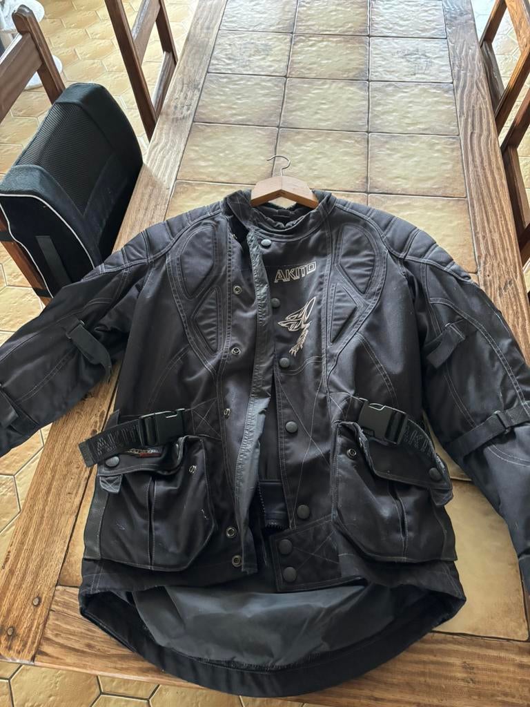 Veste de moto, Ophalen