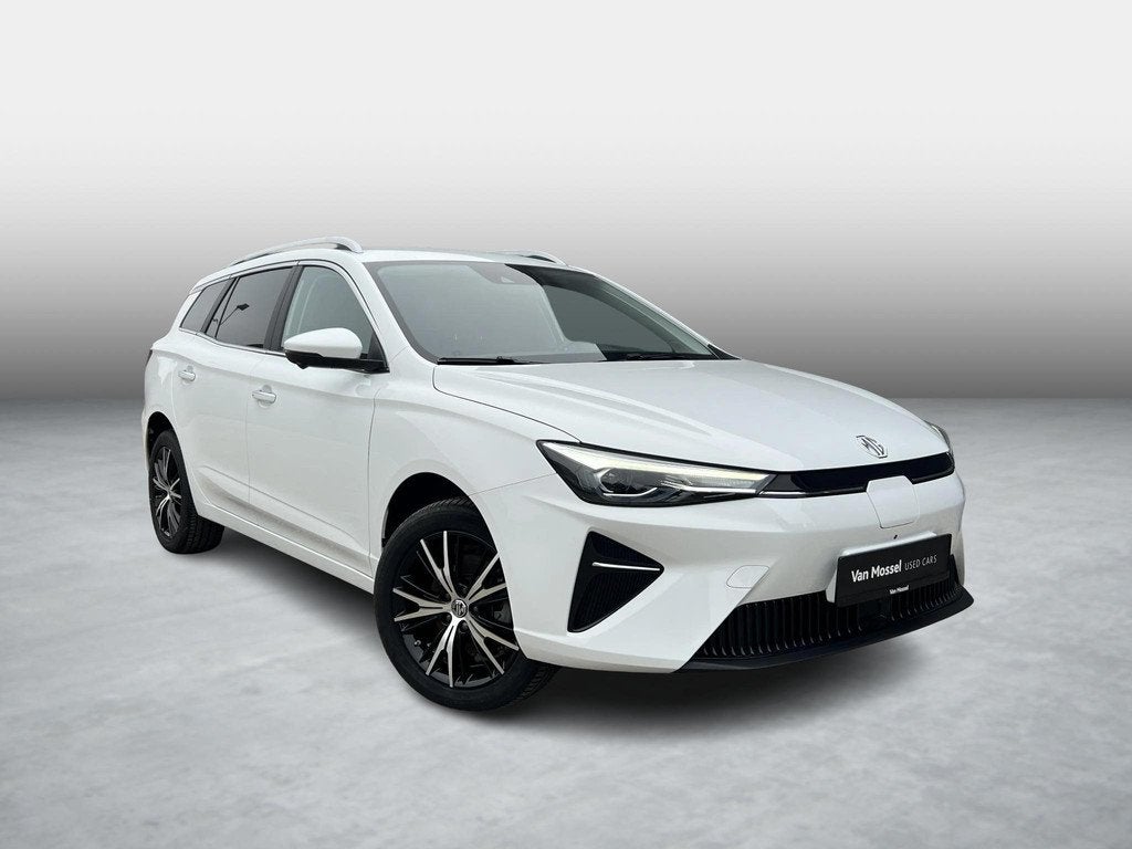 MG MG5 Long Range 61 kWh LUXURY, Auto's, MG, https://public.car-pass.be/vhr/5bd1099d-f957-4276-ba2c-f716017d0235, Stof, Gebruikt