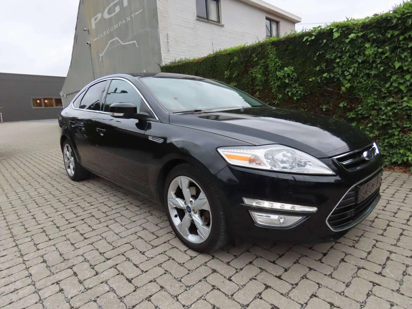 Ford Mondeo Mondeo 1.6 Turbo ECOboost Titanium Style St/St, Auto's, Gebruikt, 4 cilinders, Zwart, Leder