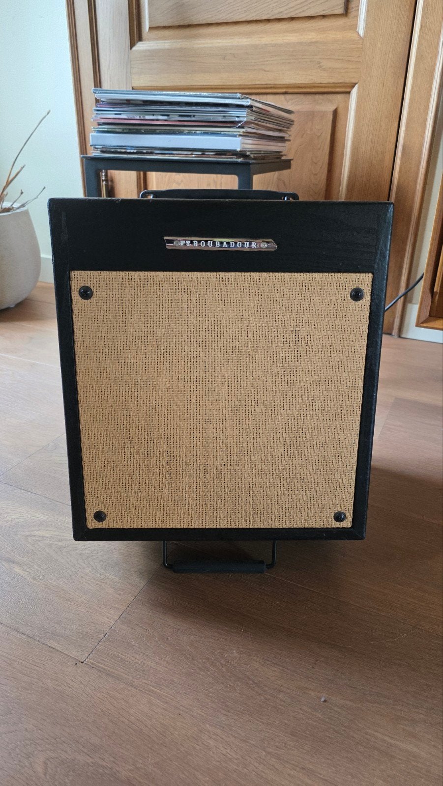 Ibanez troubadour T35 in zeer goede staat, Muziek en Instrumenten, Ophalen, Zo goed als nieuw, Gitaar, 50 tot 100 watt