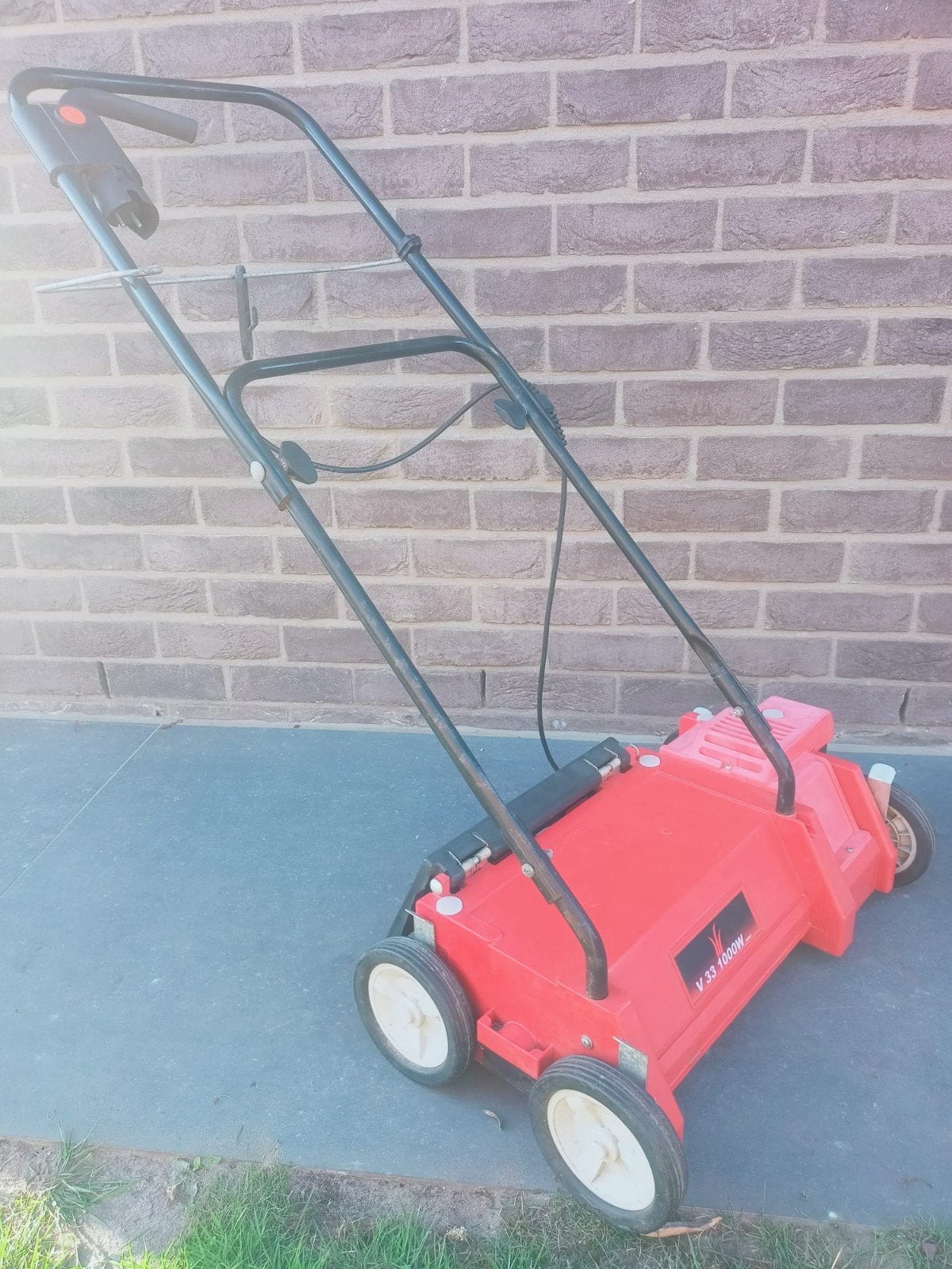 Verticuteermachine TE HUUR 1000watt, Enlèvement
