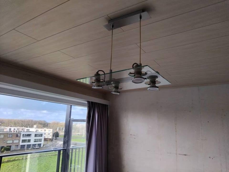 Lamp met 4 led spots als nieuw doe een bod, Enlèvement, Neuf