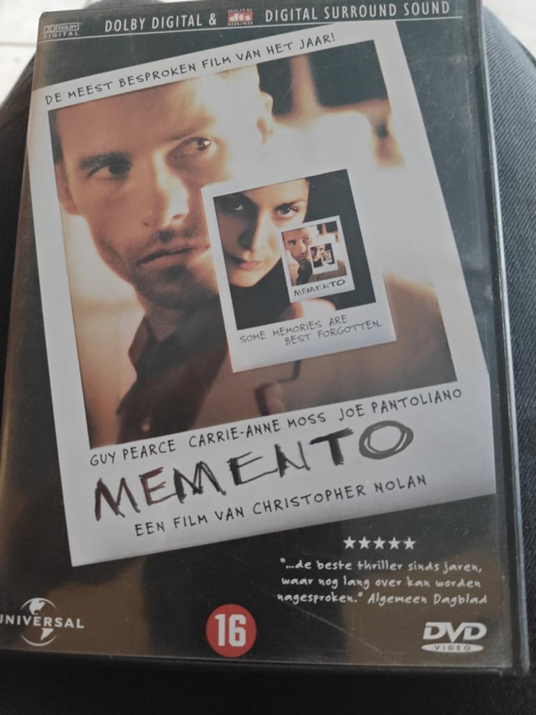 MEMENTO, Vanaf 16 jaar, Ophalen, Zo goed als nieuw