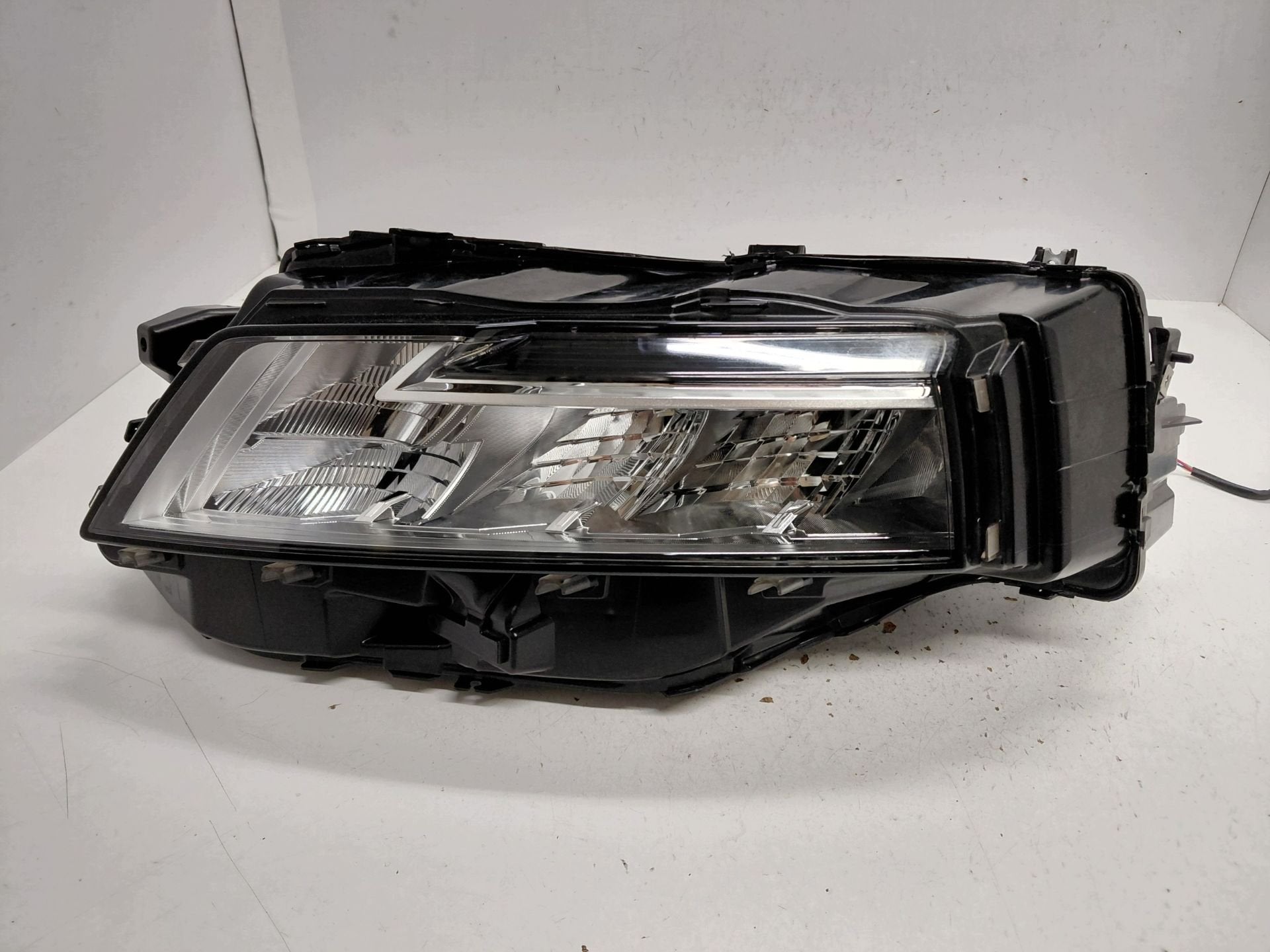 Phare gauche Nissan X-Trail, Nissan Motor Co., Ltd., Takashima 1-chome 1-1
220-8686  Yokohama, Utilisé, NISSAN_SR@mail.nissan.co.jp