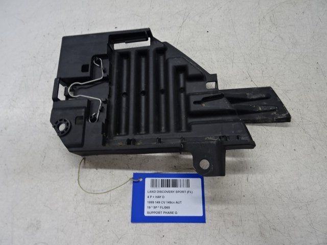 KOPLAMP HOUDER LINKS Discovery Sport (LC) (01-2014/-), Auto-onderdelen, Mevr. I. Hauben, Rue de l'Espoir 34 34
4030  GRIVEGNÉE, BE